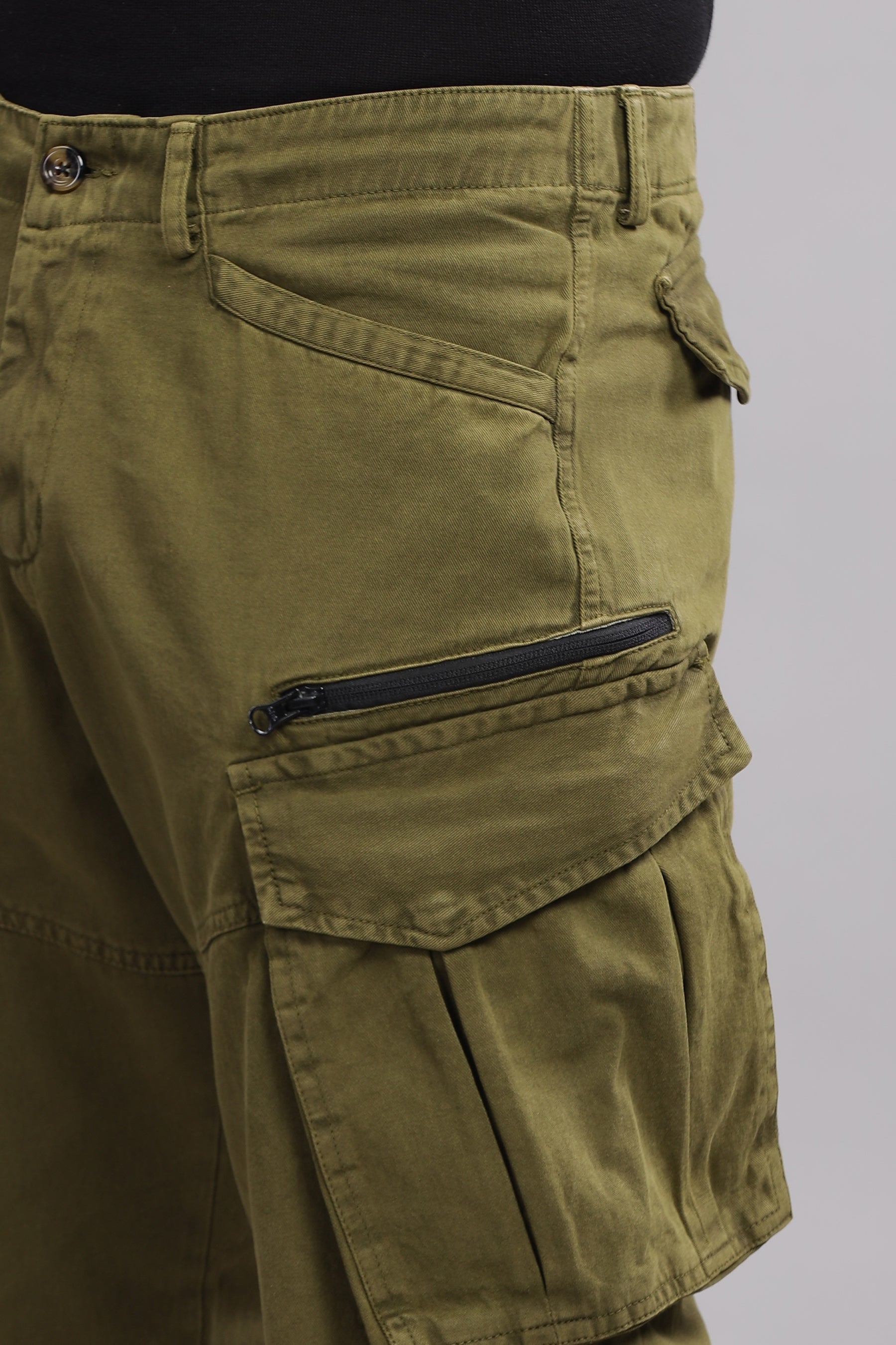 Outland Olive Cargo Pants