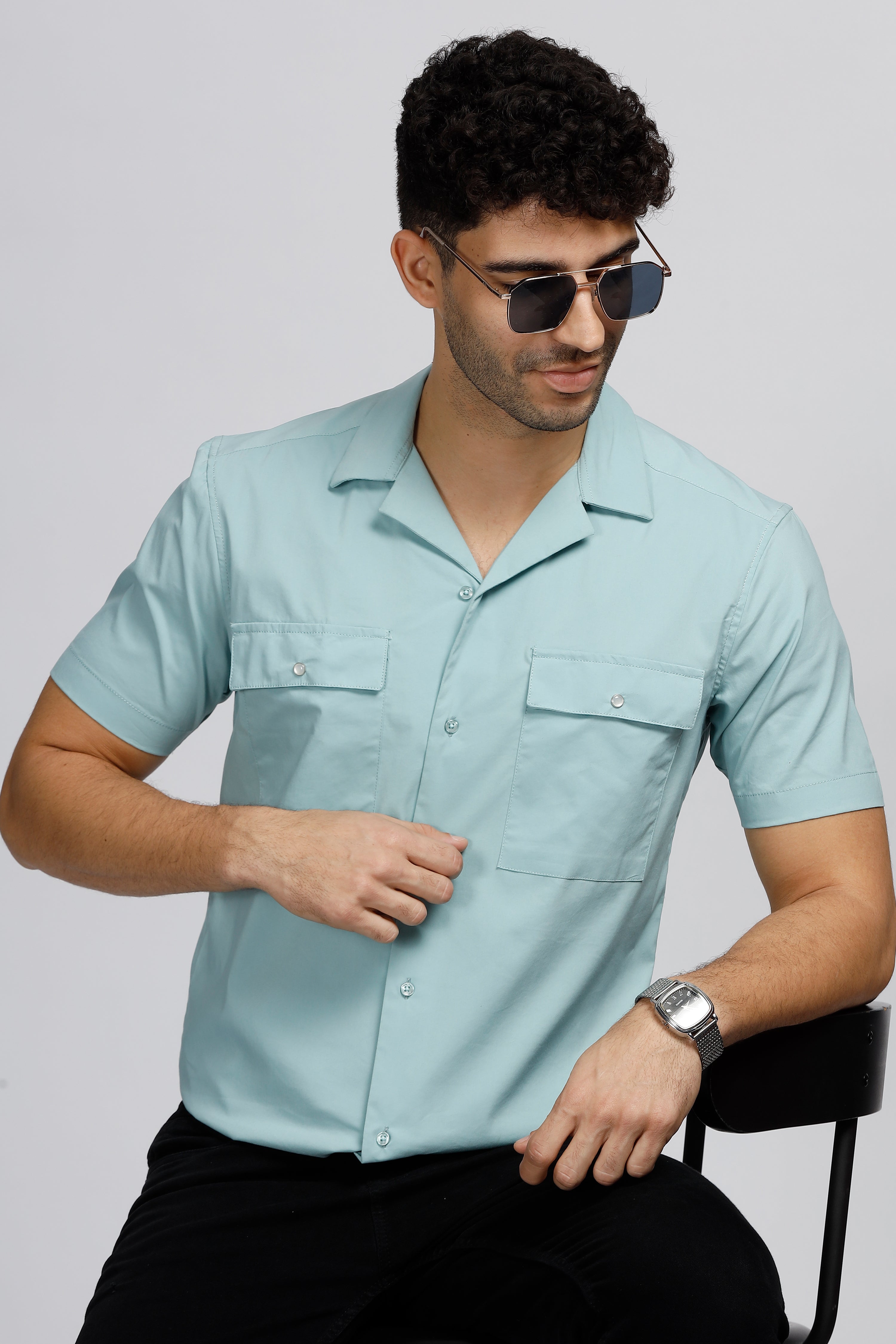 Solid Silhouette Double Pocket Shirt