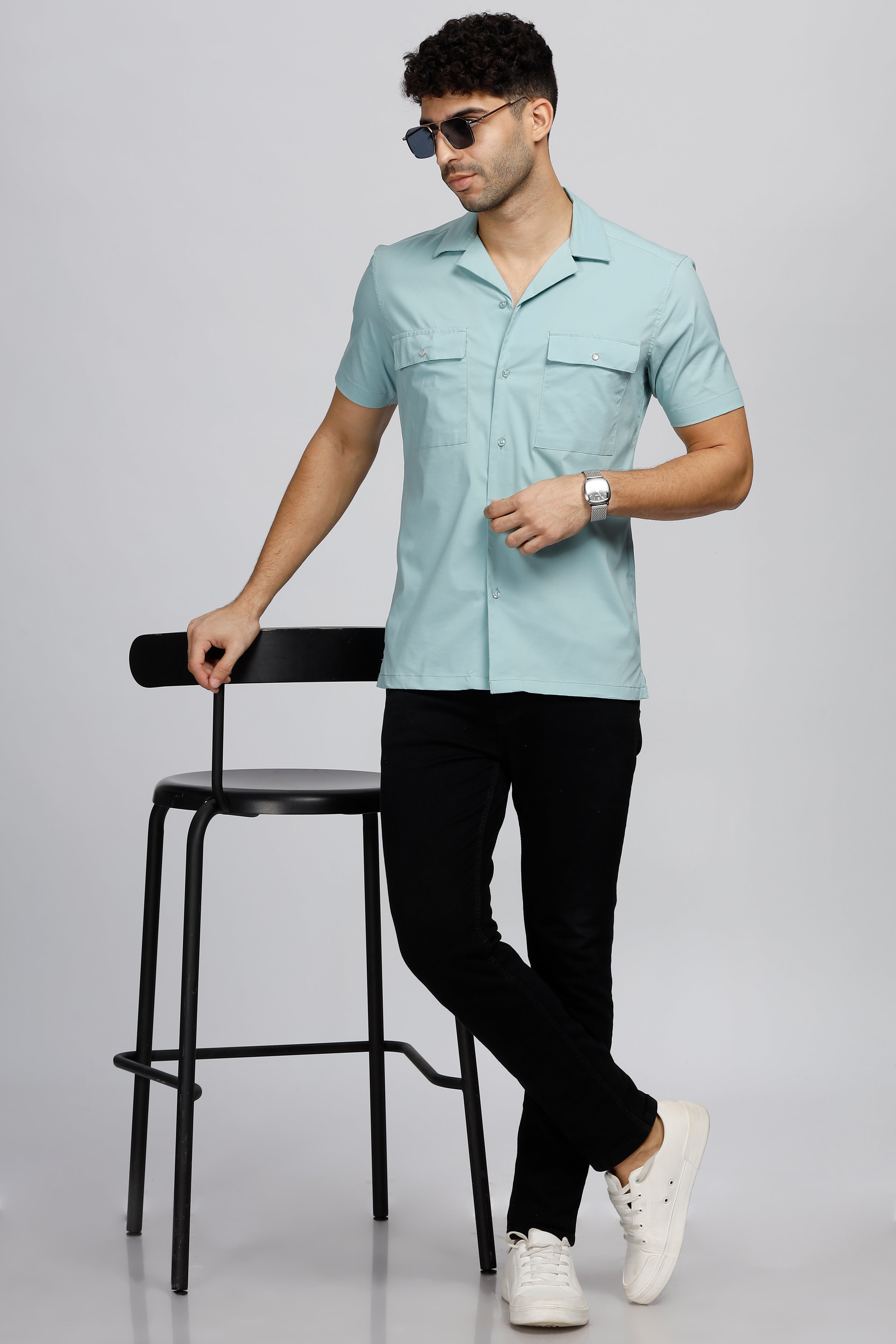 Solid Silhouette Double Pocket Shirt