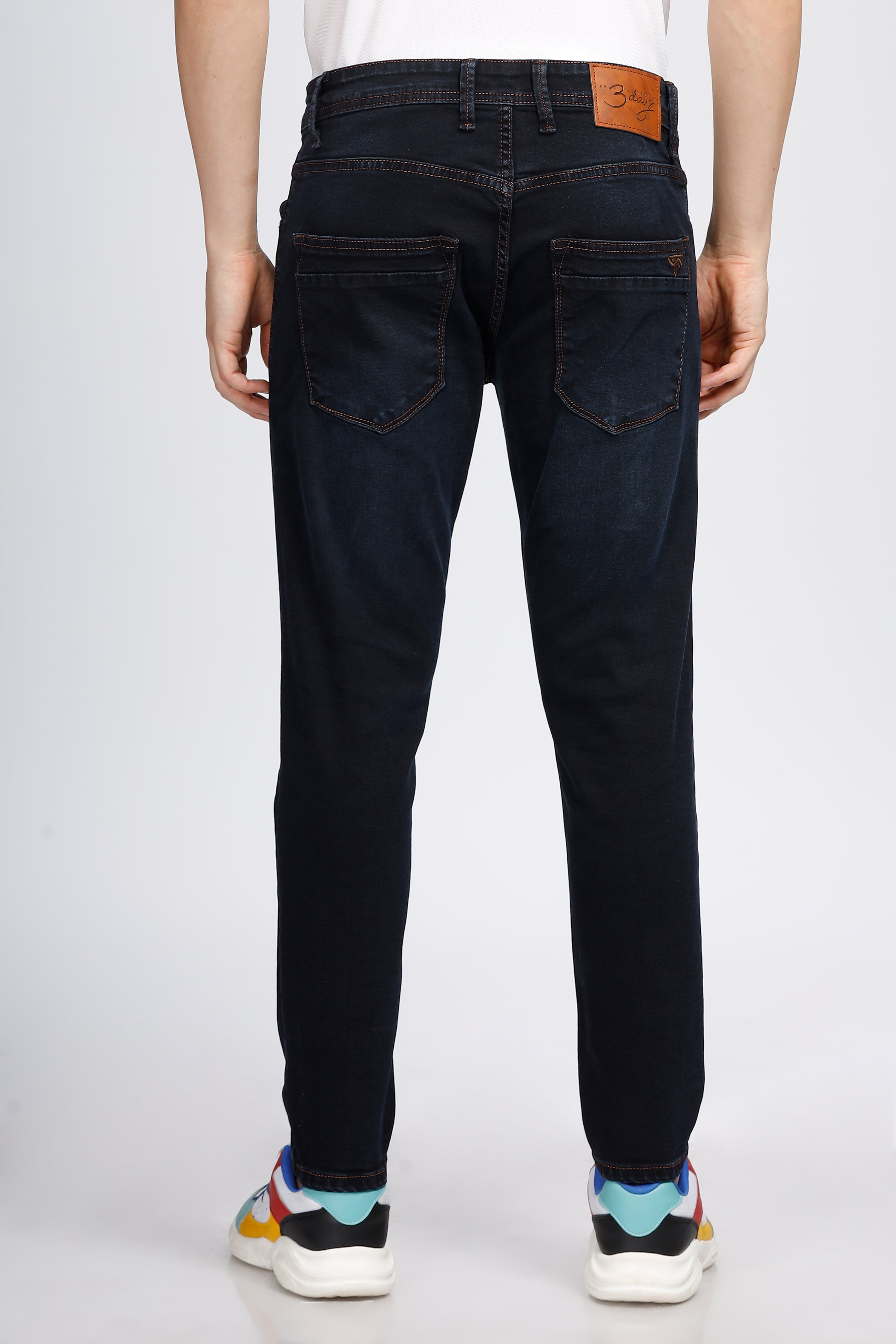 UrbanEdge Ankle Fit Jeans