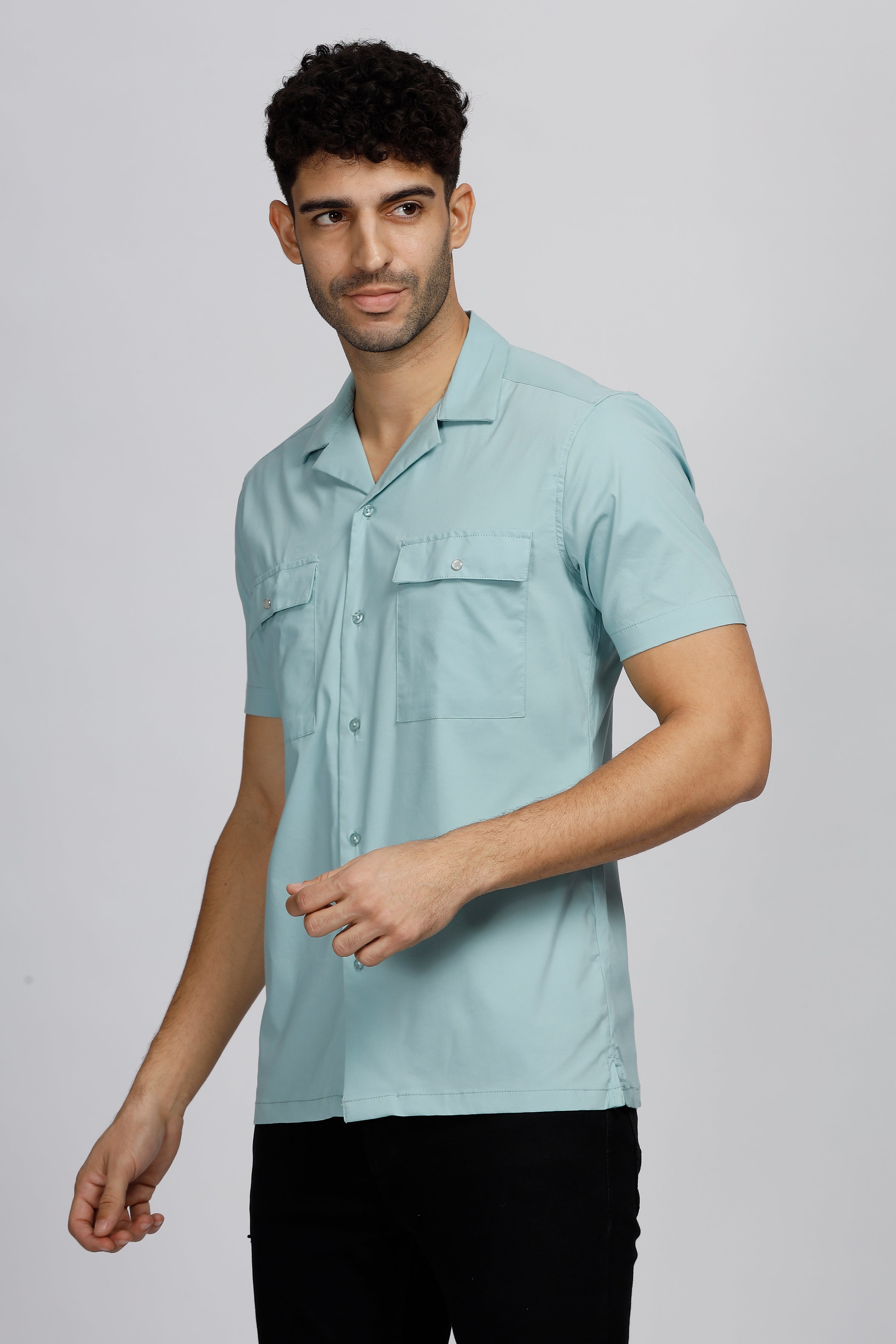 Solid Silhouette Double Pocket Shirt