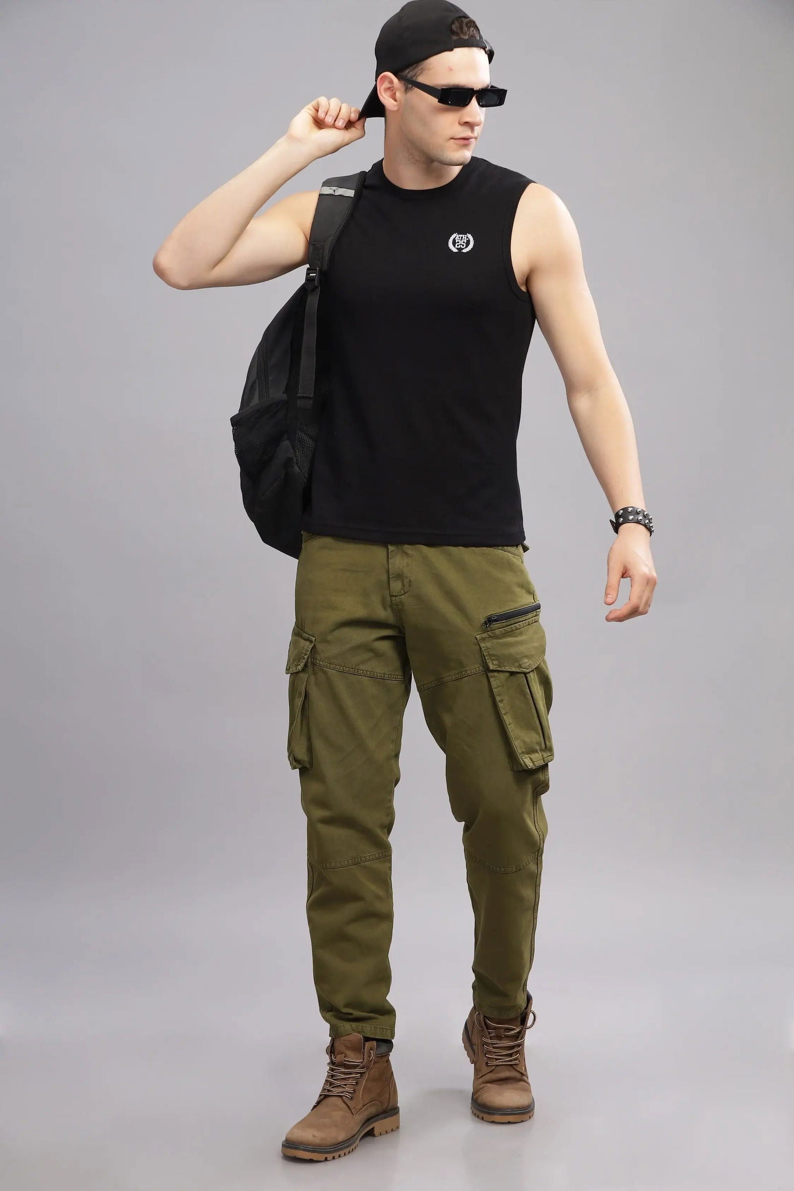 Outland Olive Cargo Pants - Three Days